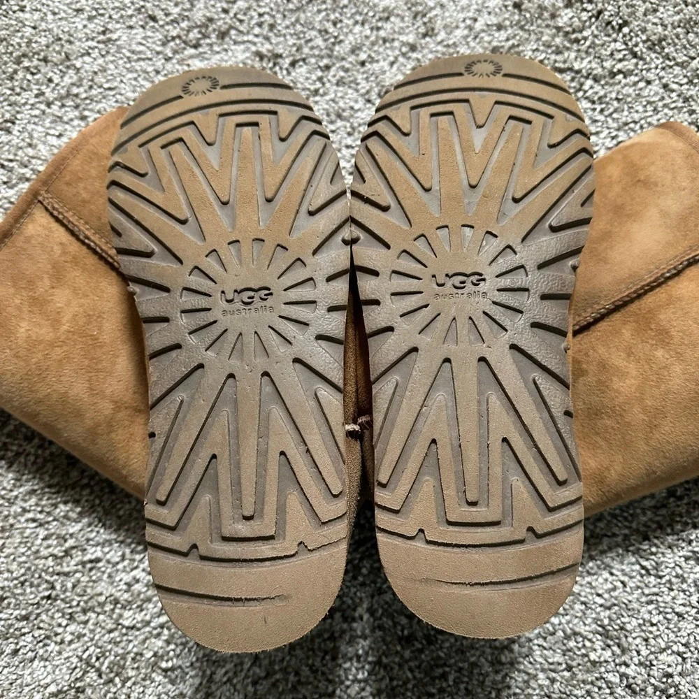 Ugg Classic Tall Pebble Chestnut Boot Size 9